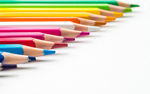 تصویر کلوزآپ مدادرنگی - Close up Colored Pencils