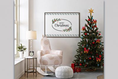 موکاپ اتاق نشیمن کریسمس با قاب و صندلی راک - Christmas living room with poster frame mockup and rocking chair