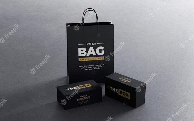 موكاپ جعبه کفش سیاه و طلایی - Shoes box mockup black gold realistic
